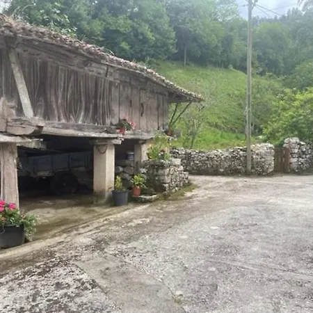 El Requexu De Rales Σπίτι διακοπών